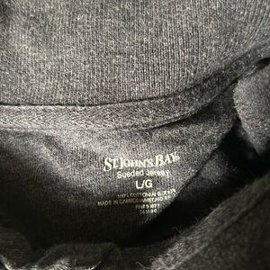 Men’s St. John’s Bay Large Gray Shirt